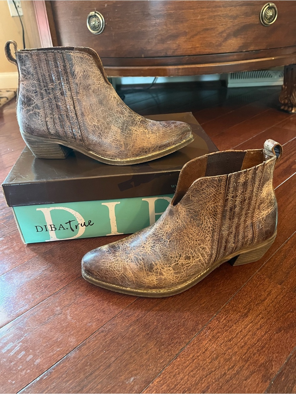 Dibs True Phone Call booties